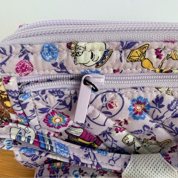 Disney x Vera Bradley Belle Floral RFID Wristlet Wallet Purple NWT - Picture 6 of 13